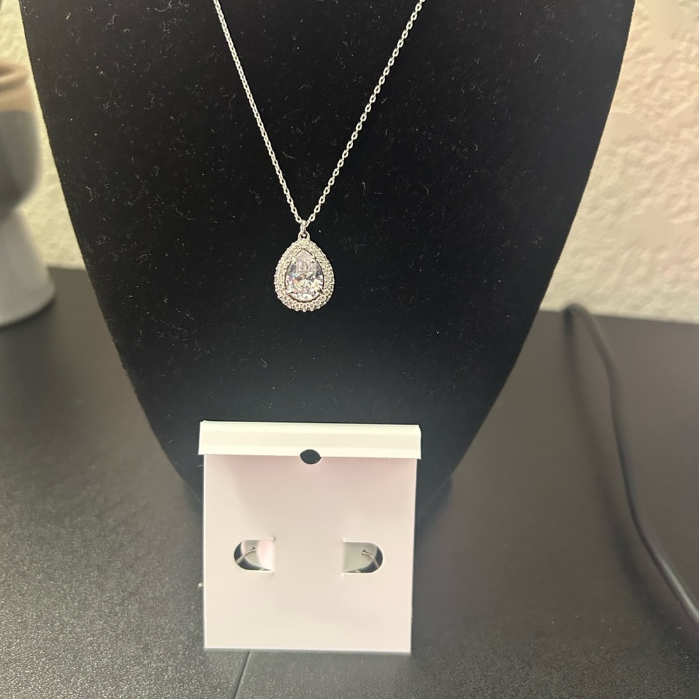 Kate Spade Silver Teardrop Necklace and Earring Set - Picture 3 of 4